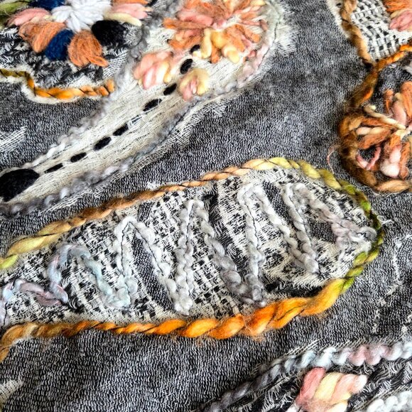 Embroidered bohemian style scarf. - Picture 7 of 11